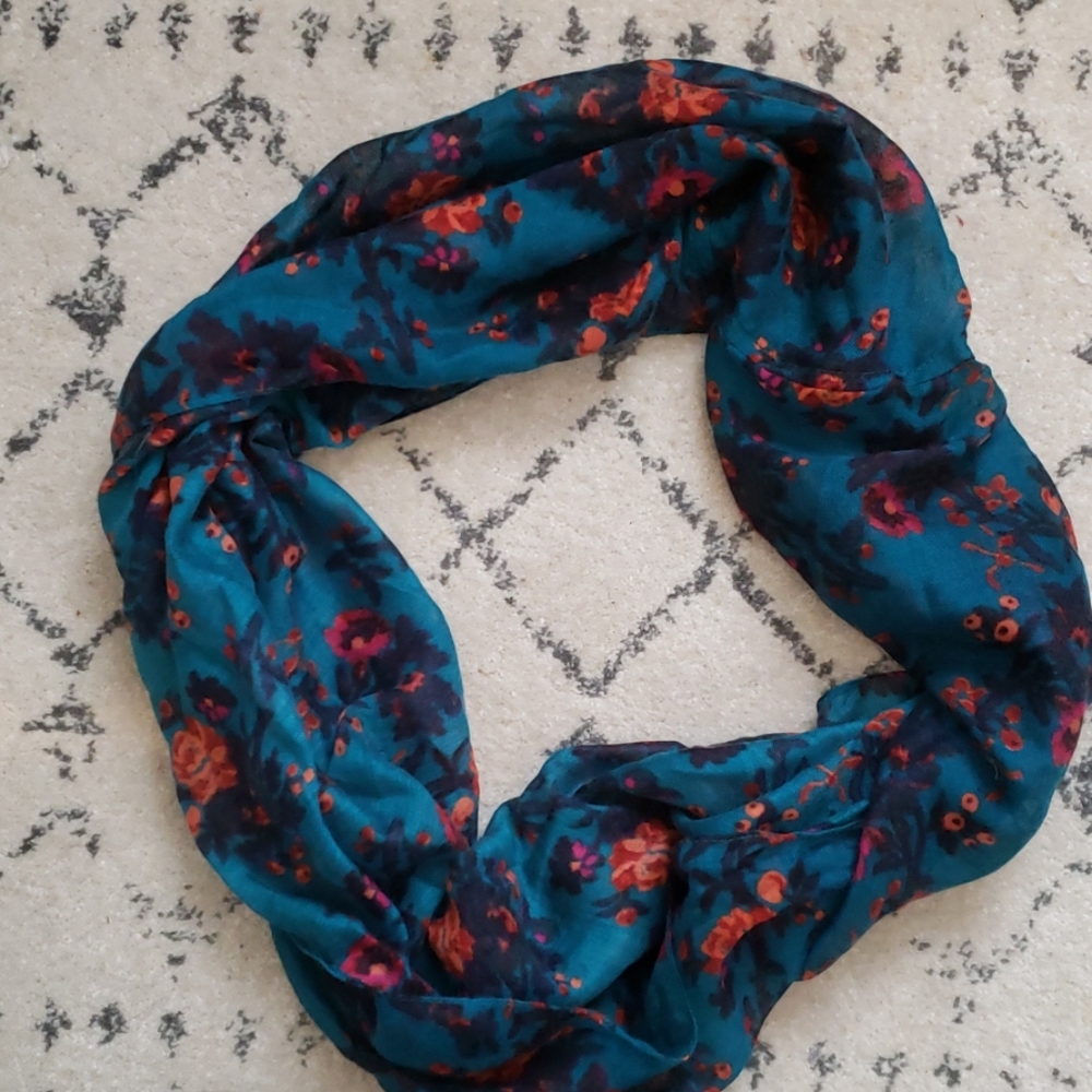 Scarf